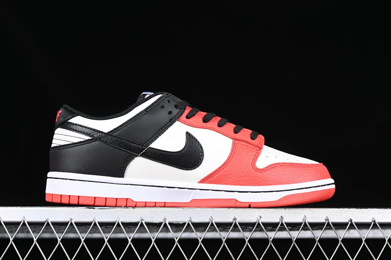All categories Nk SB Dunk Series Nk SB Dunk Low low-top sneakers NBA x Nk Dunk Low EMB '75th Anniversary' NBA joint SB smashing backboard low-top sneakers DD3363-100